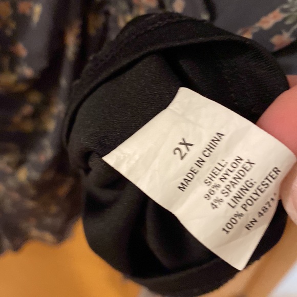 Ophelia Roe Floral Cinched Dress Green Plus Size 2X - Picture 11 of 16